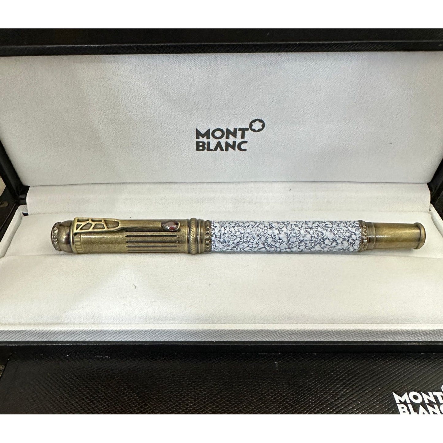 Montblanc Pen Sku #1106005