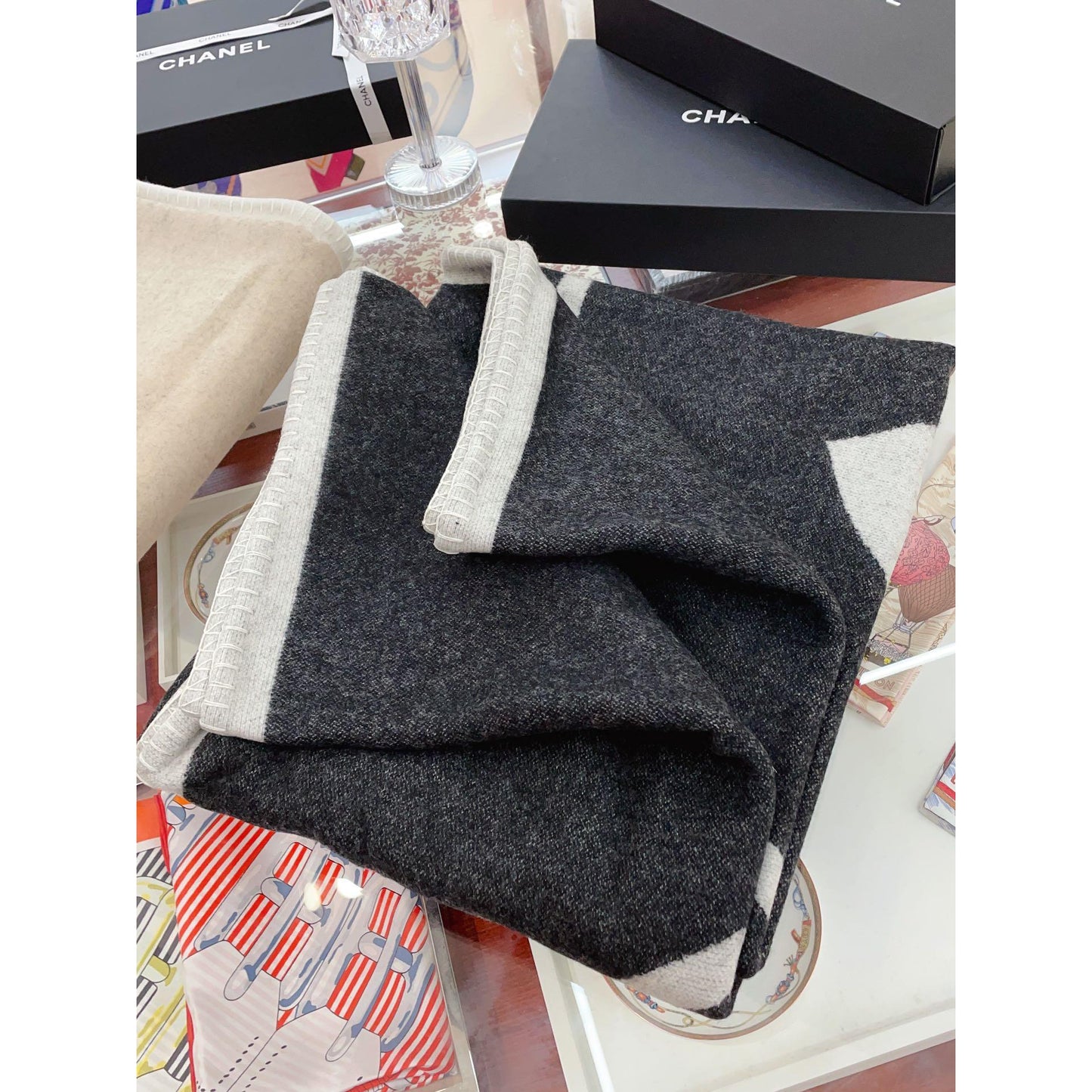 Chanel Blanket Sku #1124417