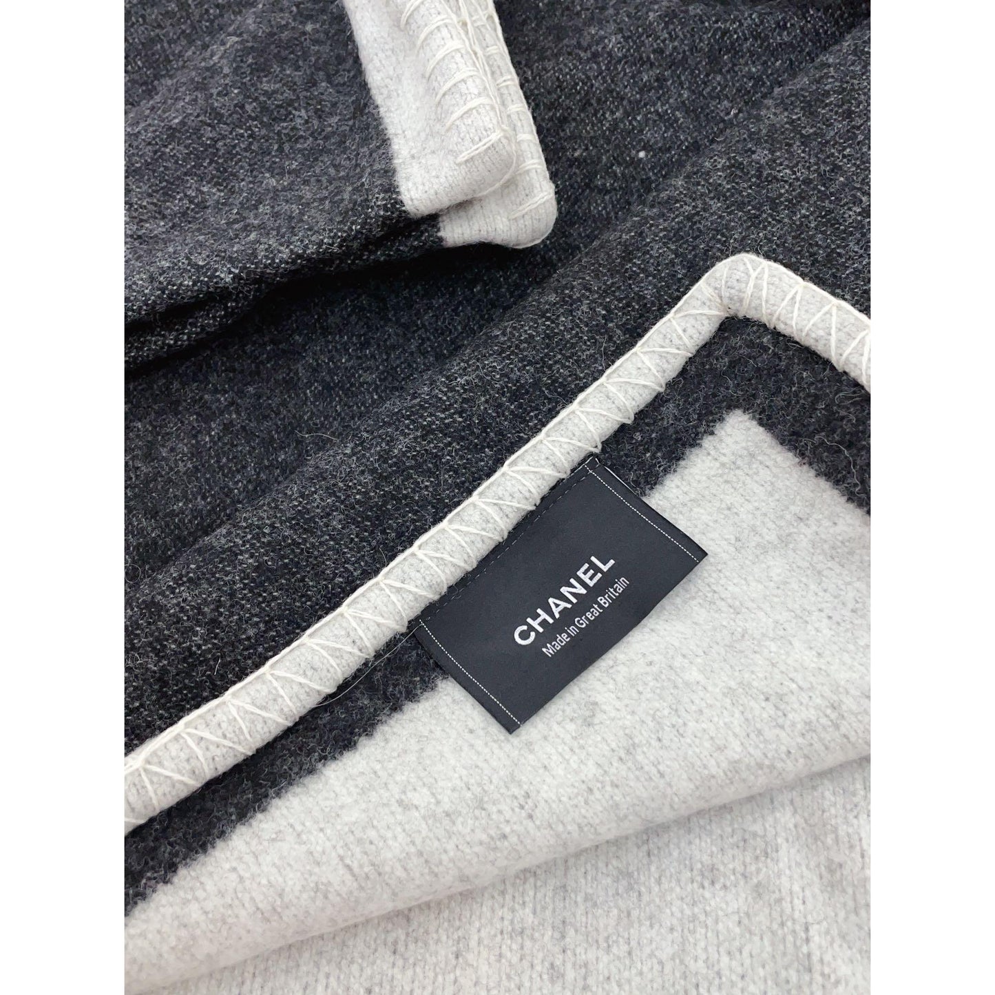 Chanel Blanket Sku #1124417