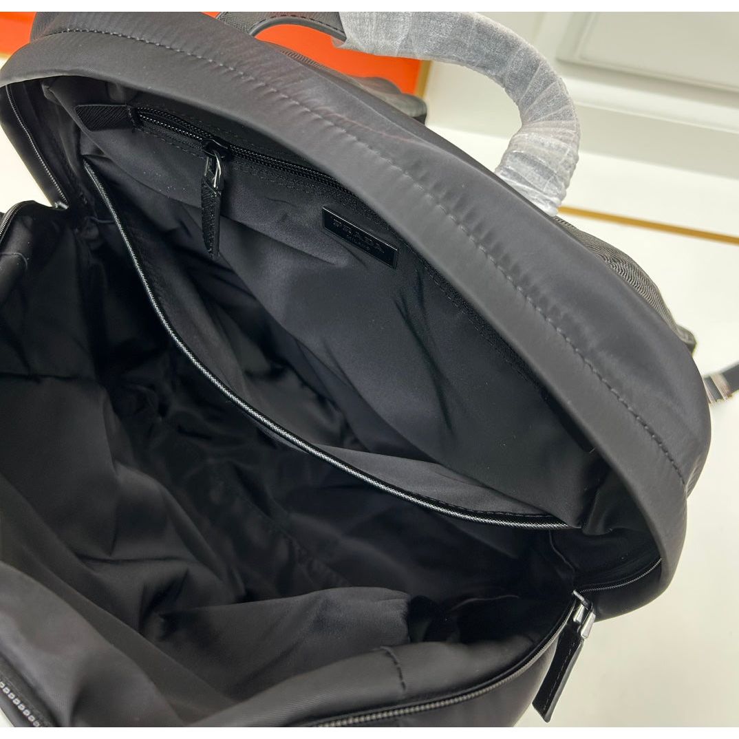 Prada Man Backpacks Sku #1159781