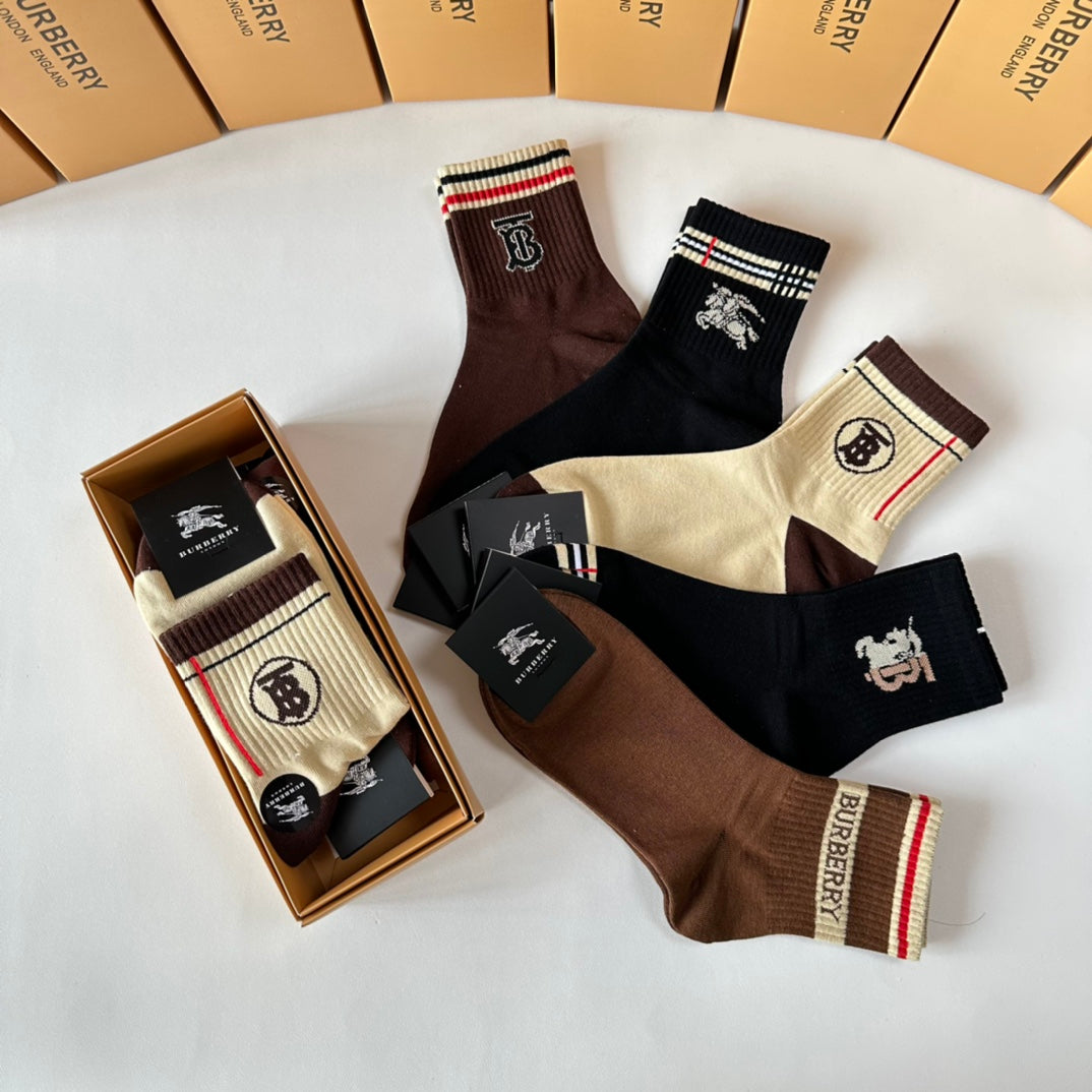 Burberry Socks Sku #1242411