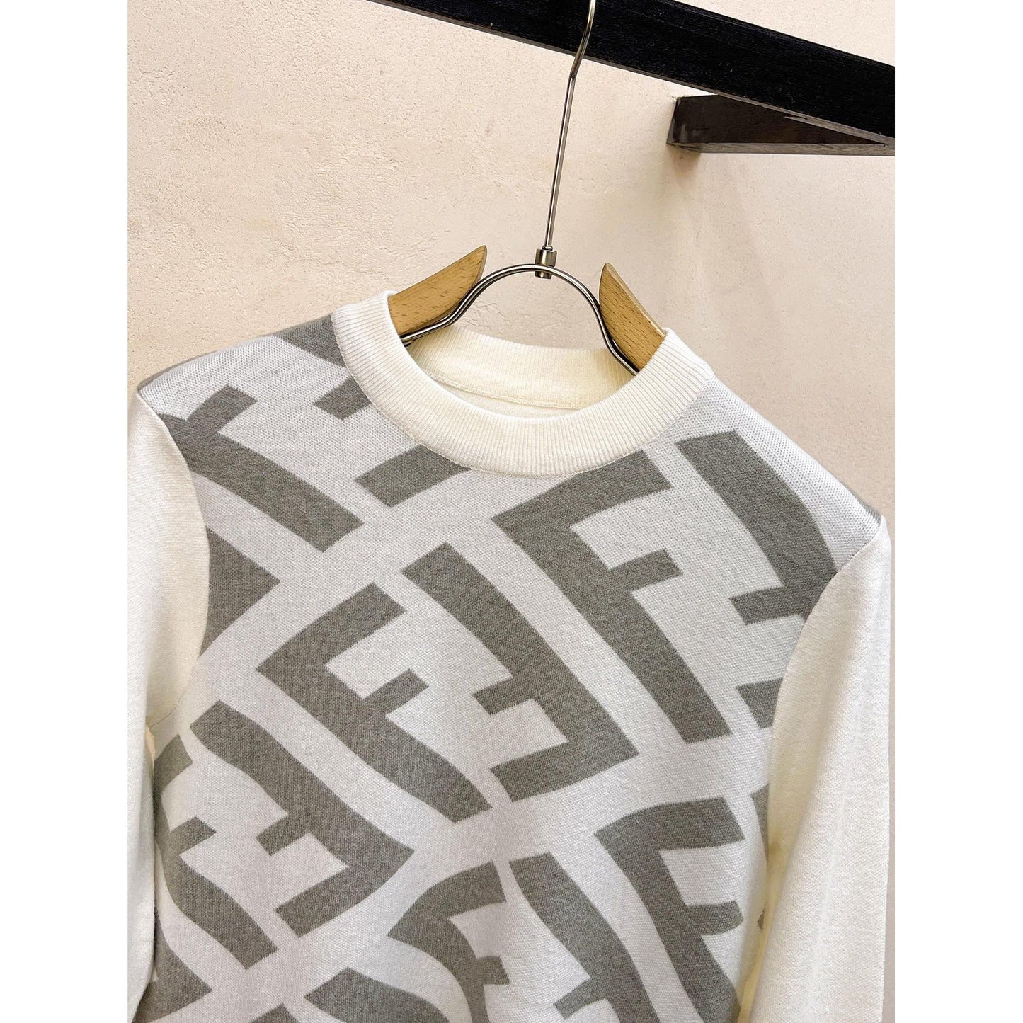 Fendi Sweaters Long Sleeved For Men Sku #1265584