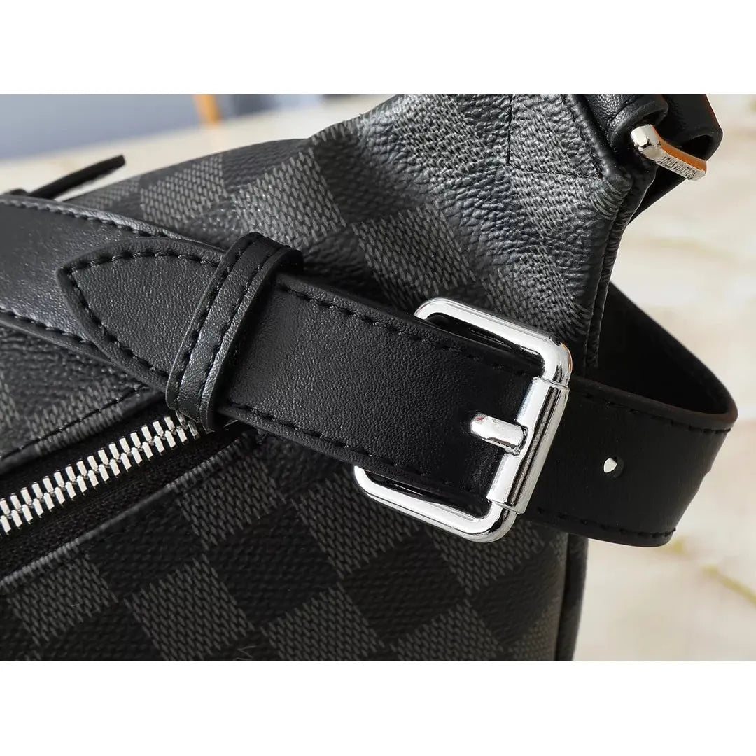 Louis Vuitton Lv Belt Bags For Men #1271005