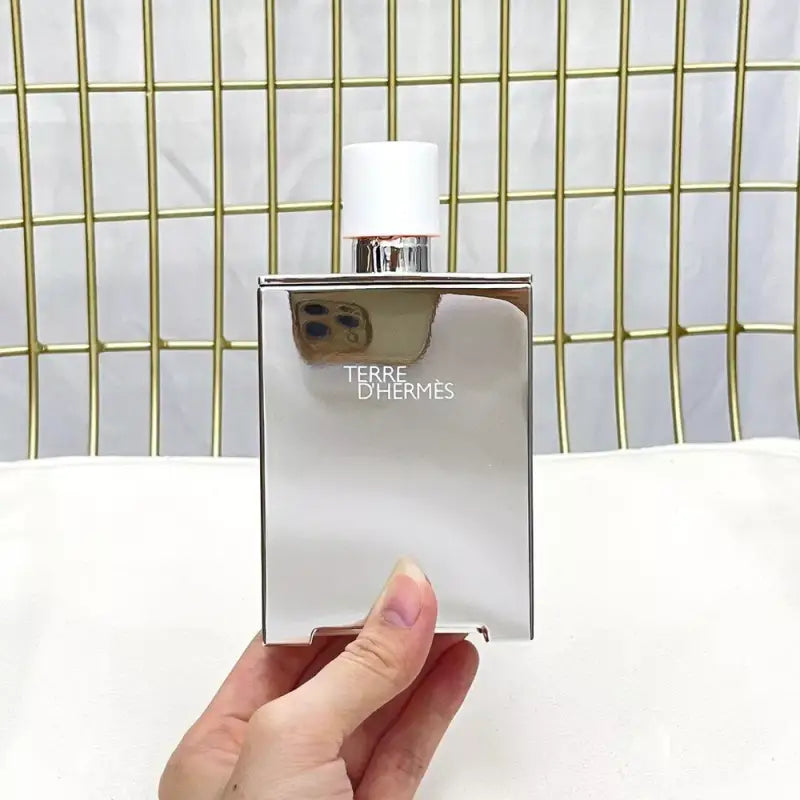 Hermes Terre D'Hermes Eau Tres Fraiche Eau De Toilette For Men, 100Ml