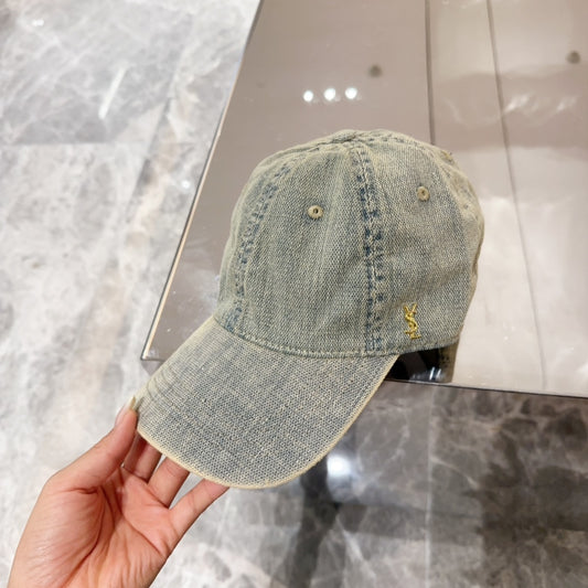 Yves Saint Laurent Ysl Caps #1222190