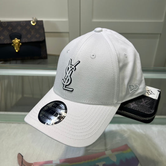 Yves Saint Laurent Ysl Caps #1222352