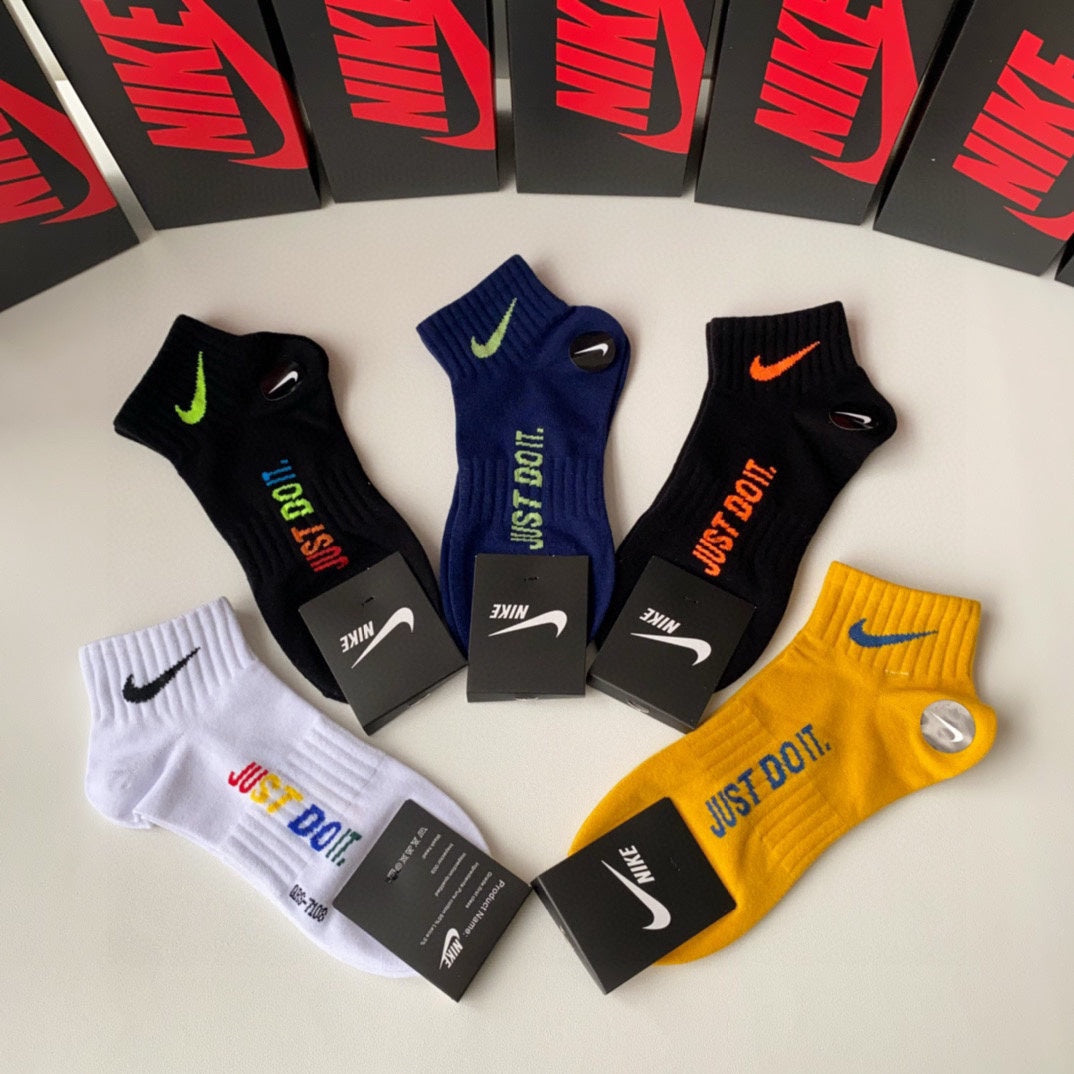 Nike Socks Sku #1249891