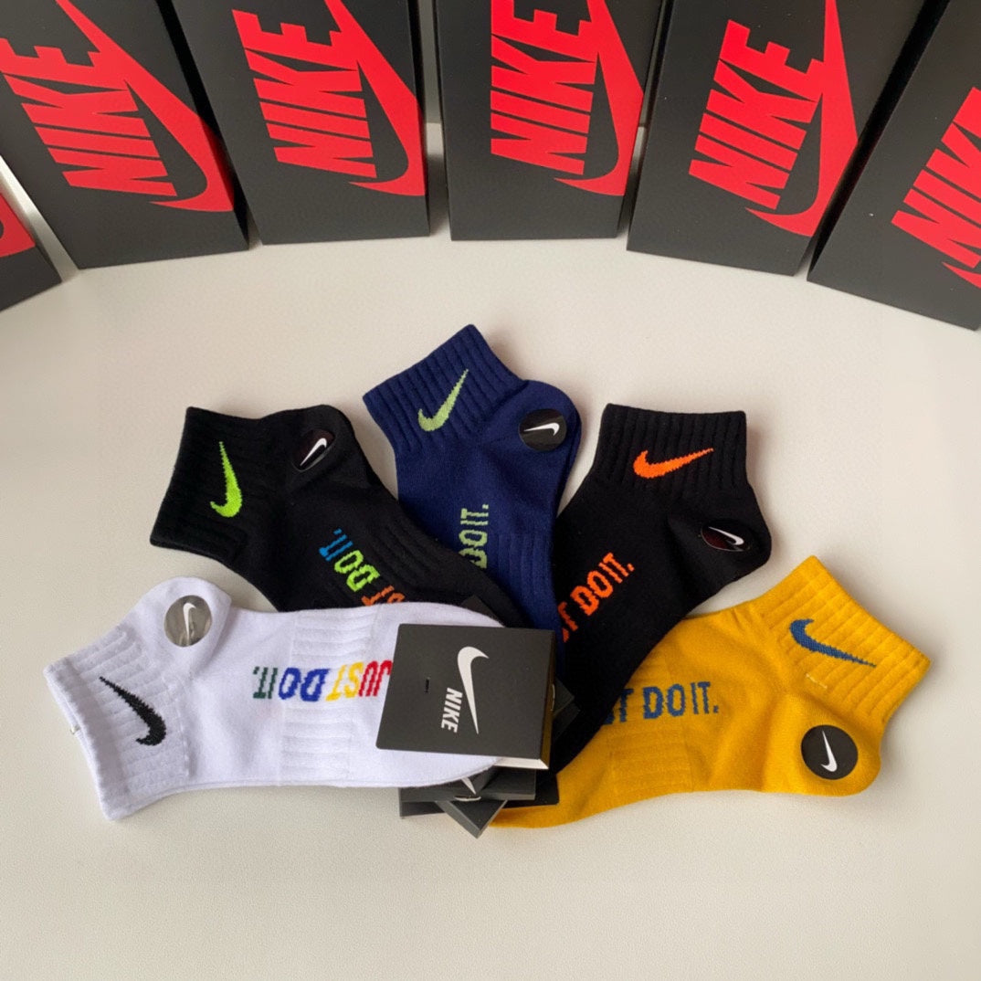 Nike Socks Sku #1249891