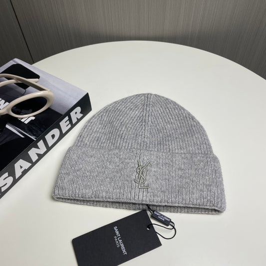 Yves Saint Laurent Ysl Caps #1269116
